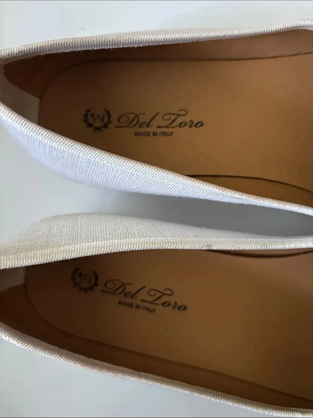 Del Toro cream slip